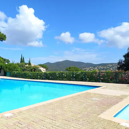 펜션 Everblue - Domaine Prive - Piscine 생트막시메